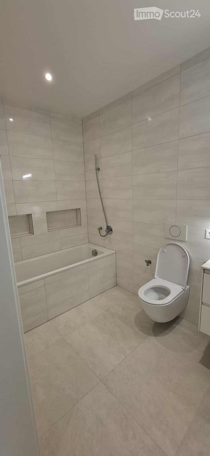 Neubau in Ostermundigen: Hochmodere Wohnung + Studio mit seperater Küche - Bild 7