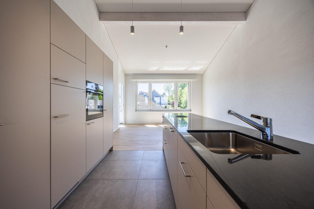 Moderne 2.5-Zimmer-Wohnung in Güttingen - Bild 6
