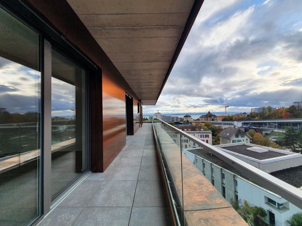 Splendide appartement en attique de 3,5 pièces avec balcon et vue sur le lac - Bild 4
