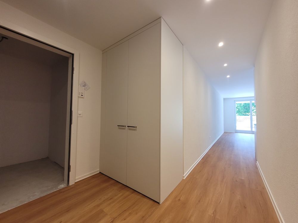 Moderne 2.5-Zimmer-Wohnung mit Balkon - Bild 12