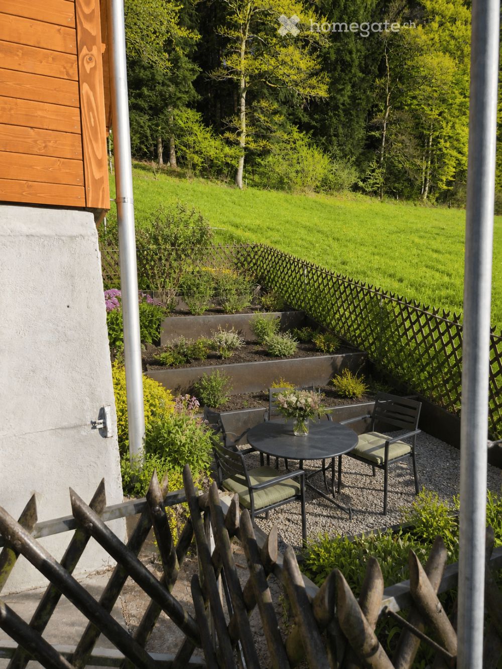 Erstbezug nach Totalsanierung: Moderne 2.5-Zimmer-Wohnung mit Gartensitzplatz - Bild 11