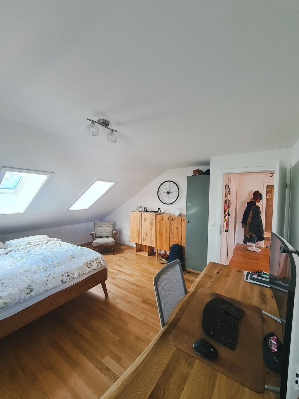 Befristete, Neuwertige 2-Zimmer-Wohnung, möbliert, mit Arbeitsplatz und Balkon in Bern (Sulgenau/Monbijou), Untermiete Okt–Dez - Bild 11