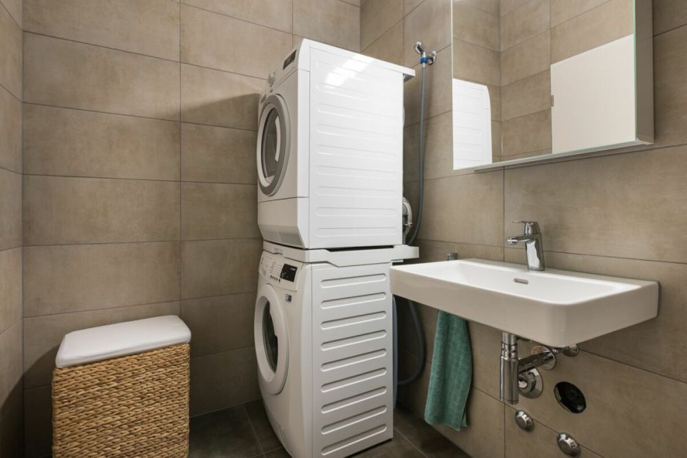 Moderne Dachwohnung mit Neubaucharakter - Bild 6