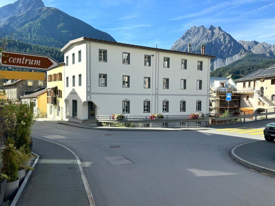 Attraktives Ladenlokal am Stradun im historischen Dorfkern von Scuol - Bild 3