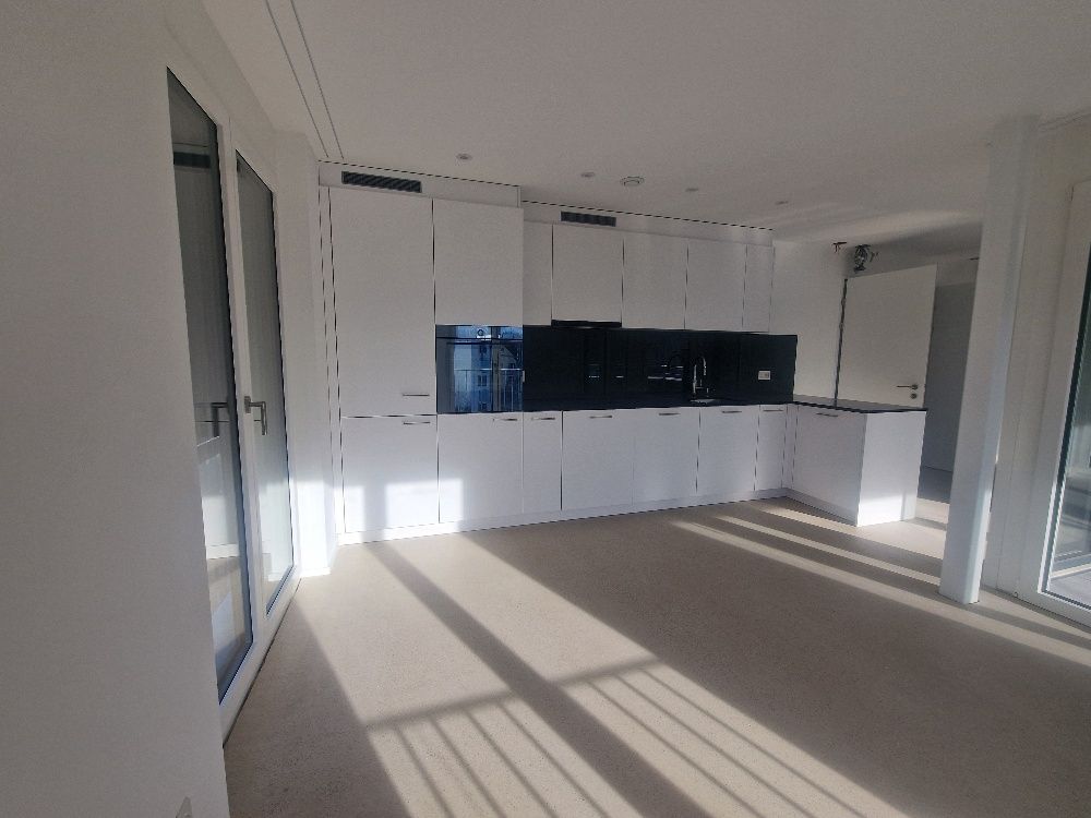 Luxuriöse 3.5 -Zimmerwohnung im OG an der Sonneckstrasse 1 - Bild 3