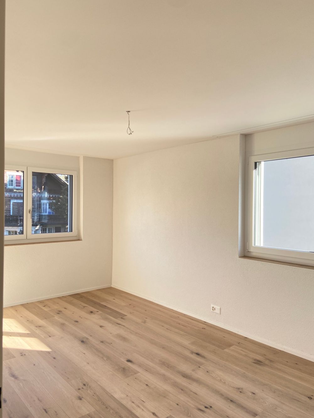 Neubau - Moderne 3.5-Zimmer-Wohnung mit Balkon in Näfels - Bild 4