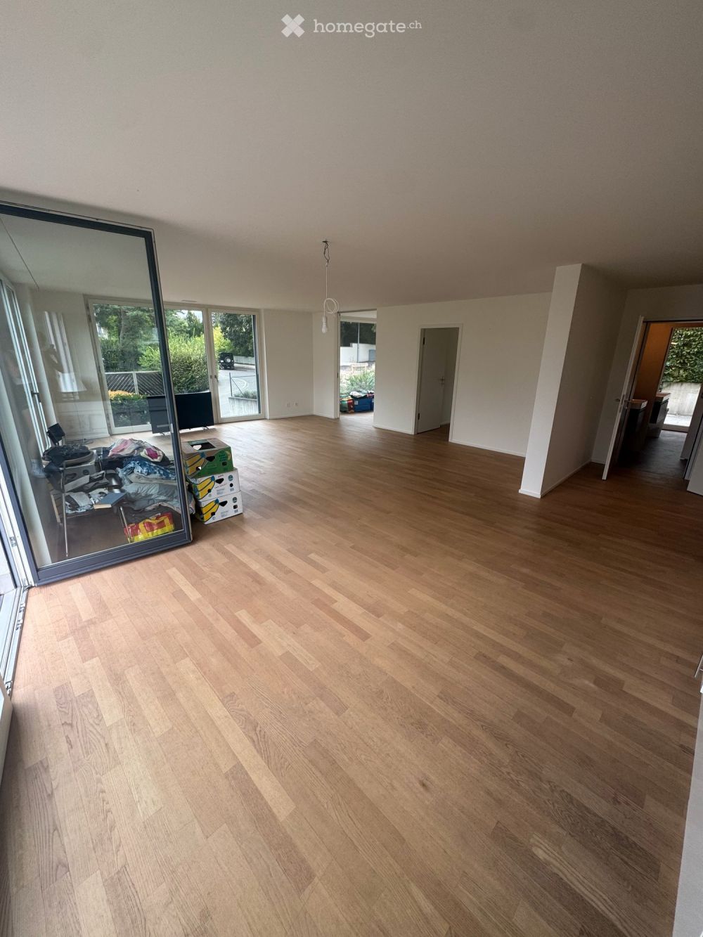 Moderne Wohnung mit Garten und Einstellplatz auf dem Bruderholz - Bild 4