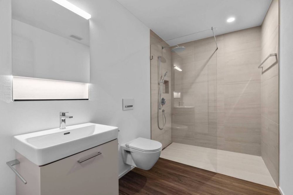 Moderne 2.5-Zimmer-Wohnung mit hochwertigem Ausbau und Loggia - Bild 4