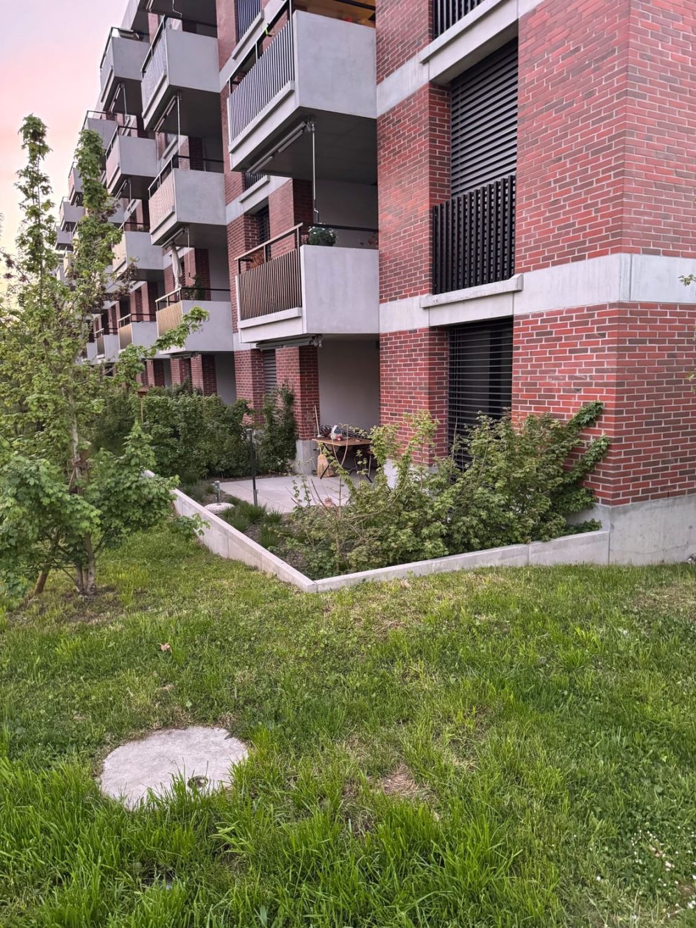 Traumhafte, moderne 2.5-Zimmer-Wohnung (70 m²) mit Terrasse  Nachmieter gesucht ab 01.08. - Bild 4
