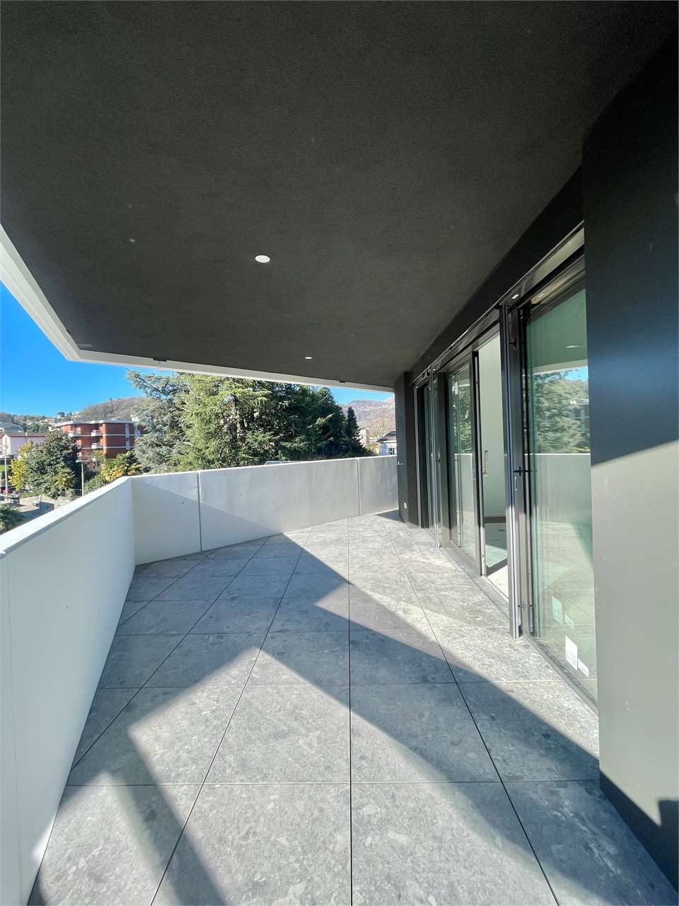 In zona Besso a Lugano, 3,5 locali moderno in affitto - Bild 2