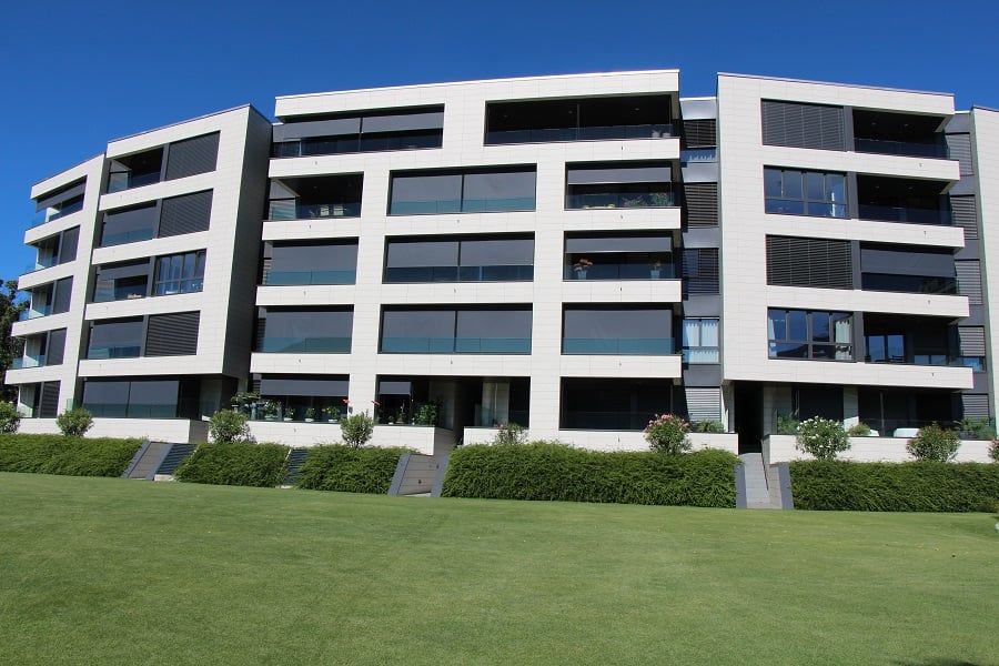 RESIDENZA SANROCCO A LUGANO - AFFITTASI 3.5 locali con vista lago - Bild 1