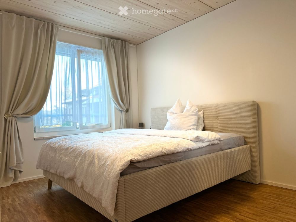 Modernes und voll  möbliertes  5.5-Zimmer-Reihenhaus in Fischbach-Göslikon - Bild 11