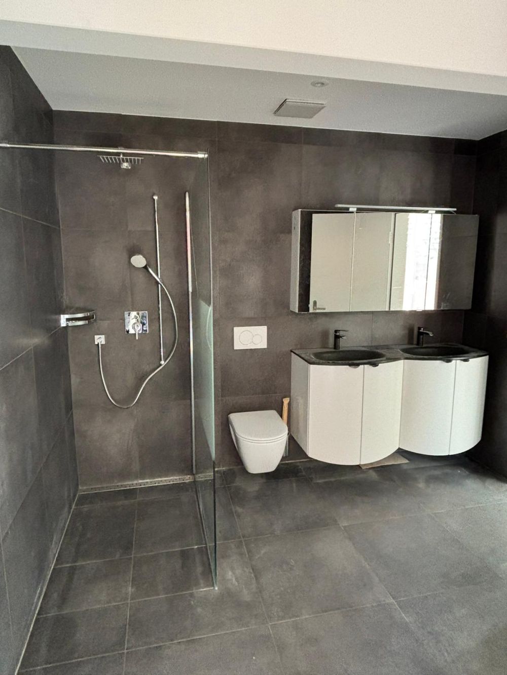 Wunderschöne Dachwohnung mit grosszügiger Terrasse und schöner Sicht - Bild 5