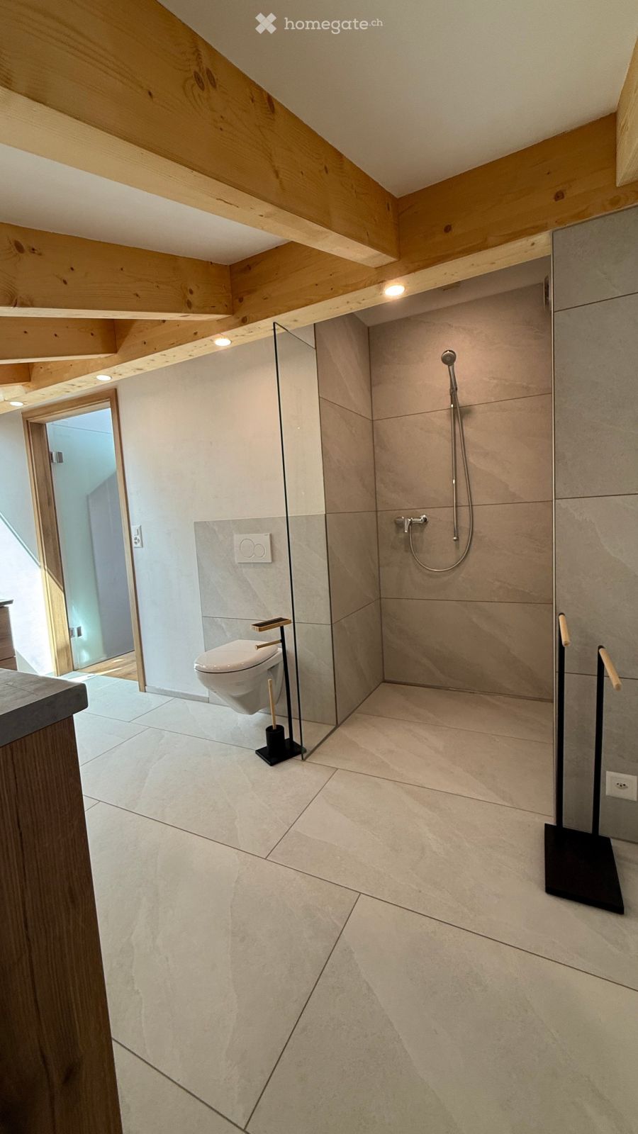 Erstbezug!         Charmante 3.5-Zimmer-Dachwohnung mit Galerie & Lift in Benken ZH - Bild 11