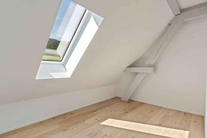 Courtelary, magnifique appartement de 4.5 pièces dans les combles - Bild 6