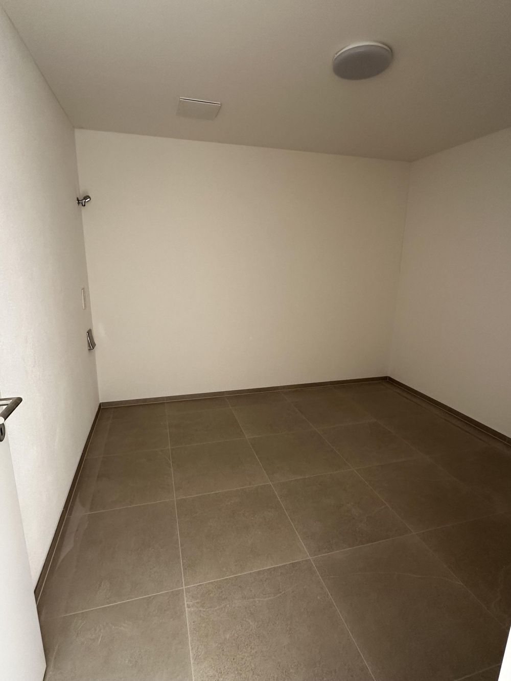 Idyllisches Wohnen - Erstvermietung 4.5-Zimmmer-Wohnung mit grosszügigem Sitzplatz - Bild 11