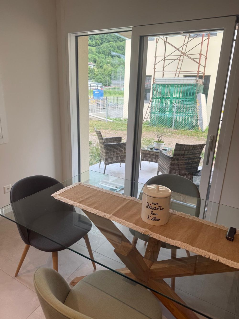 Neue Wohnung im ersten und letzten Stock - Bild 2