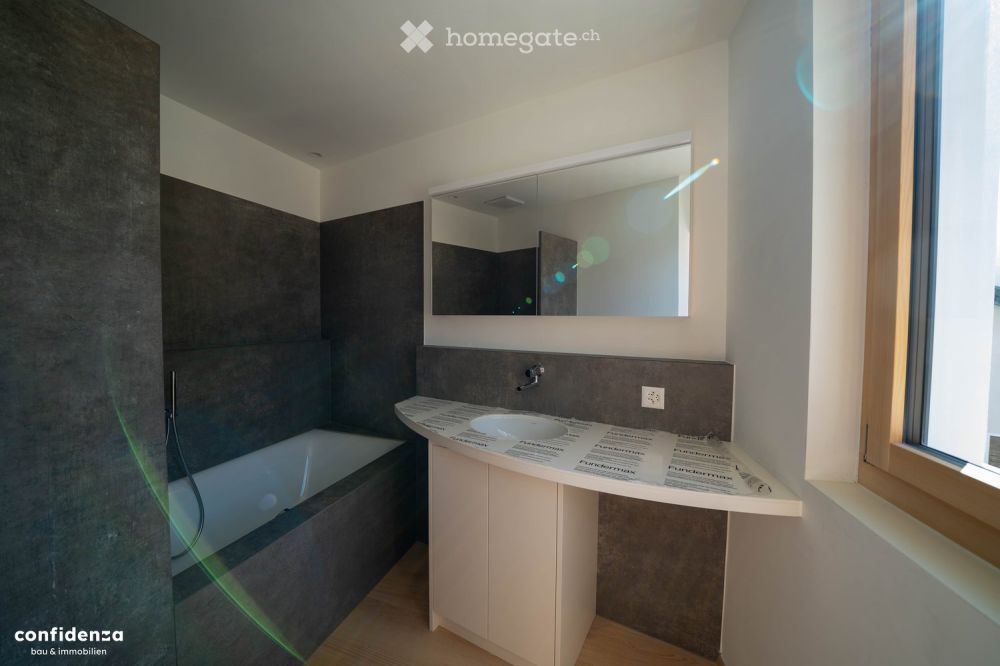 Exklusives Neubau-EFH mit Panorama in Scuol – Erstwohnsitz in Top-Hanglage - Bild 9