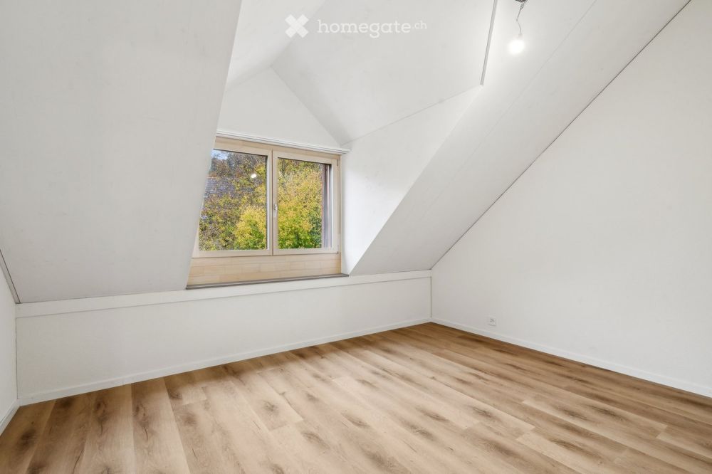 Erstvermietung: Exklusive 3.5-Zi-Dachwohnung mit Galerie & einzigartigem Wohngefühl - Bild 8