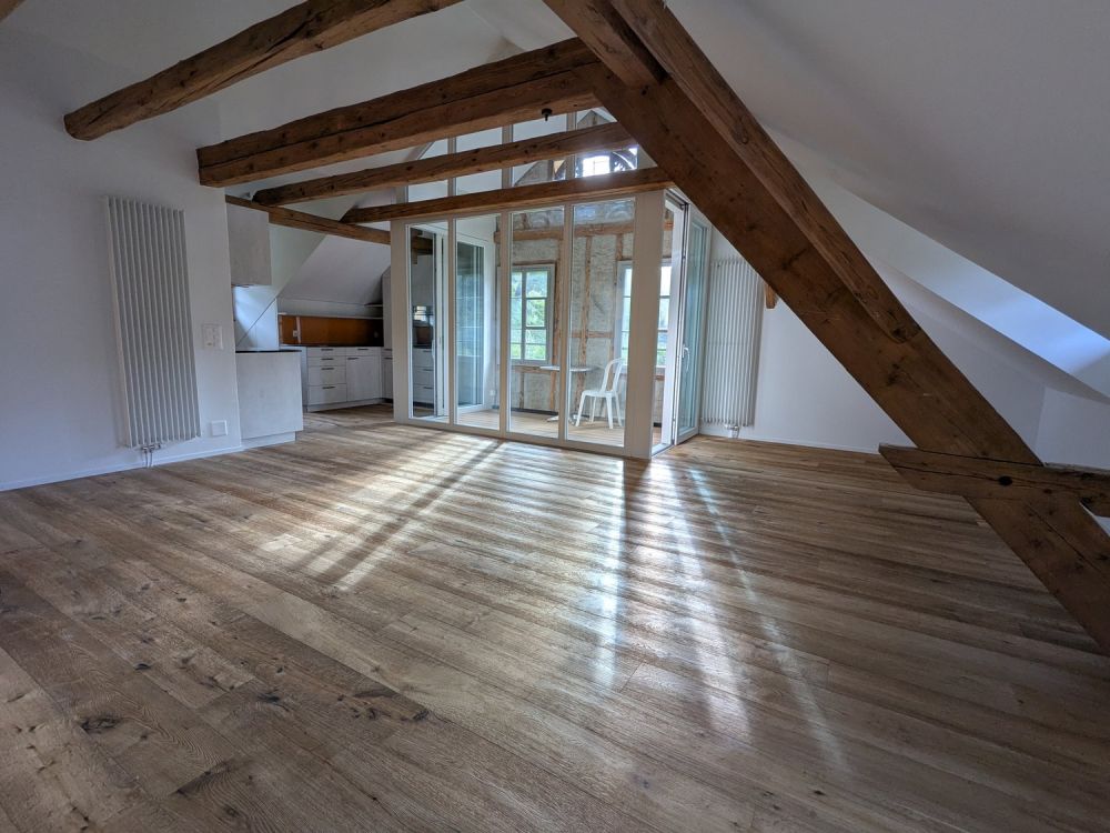 Moderne Dachwohnung in historischem Riegelhaus inmitten der Natur - Bild 3
