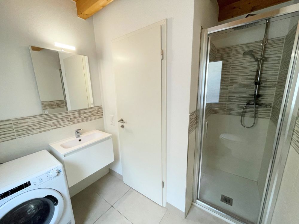 Nuova villetta unifamiliare con giardino a soli 5 minuti da Biasca - Bild 11