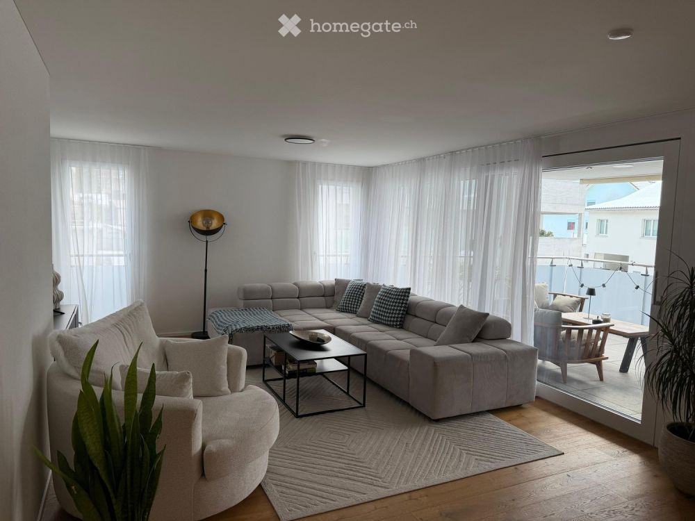 Moderne 4.5-Zimmer Wohnung in Brunnen - Bild 2