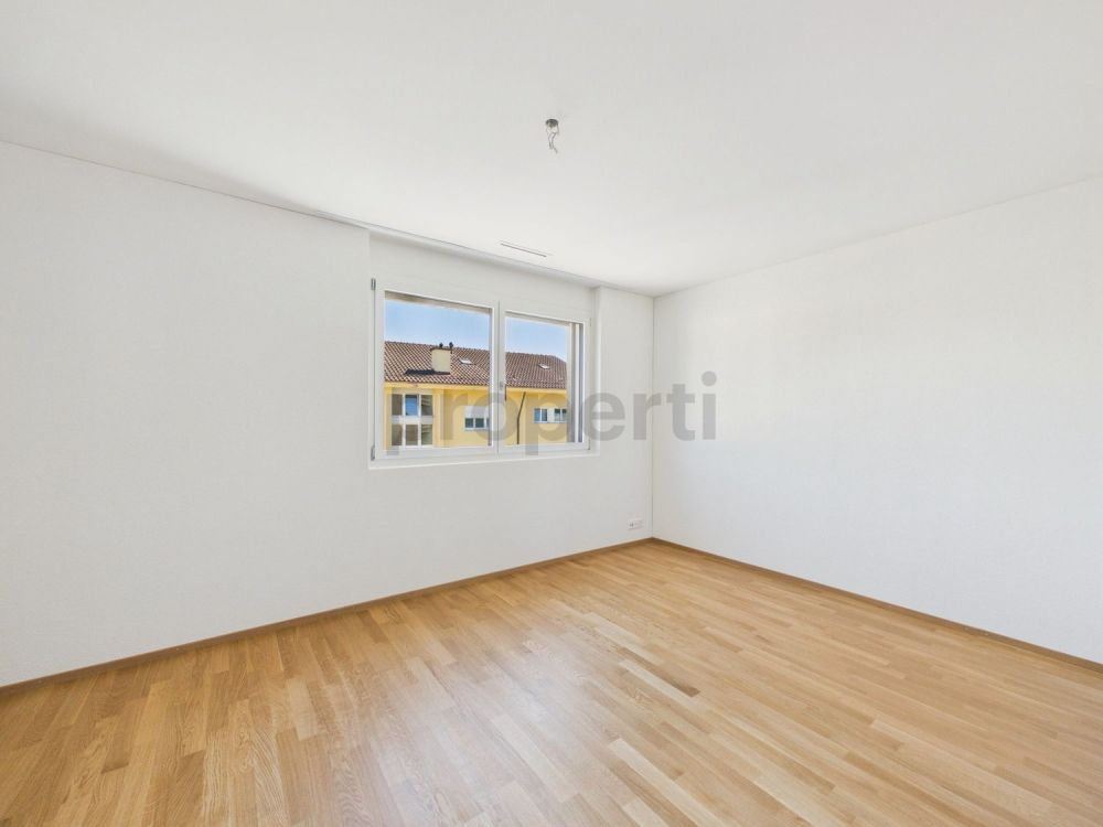 Sonniger Balkon, Minergie-Standard, Lift & Perfekte ÖV-Anbindung! - Image 3
