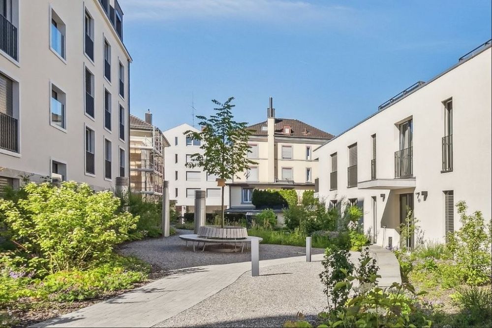 Wohnen im Ilgenhof - 2 Zimmer-Wohnung mit Sitzplatz nahe Zentrum - Innenhof