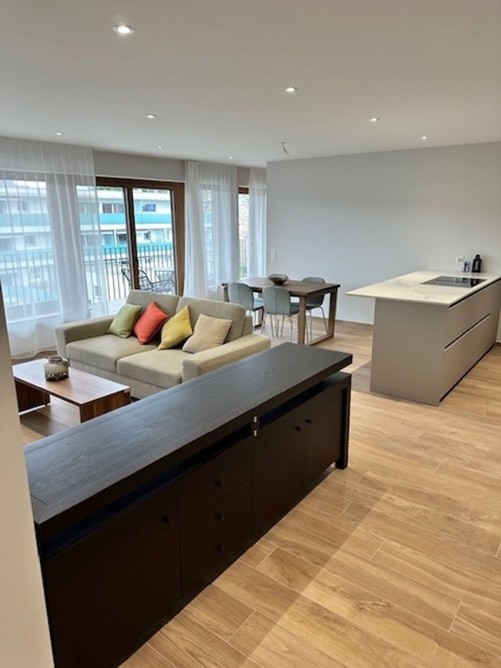 Nyon - à  louer appartement neuf et meublé à quelques pas du centre ville et de la gare - Bild 2