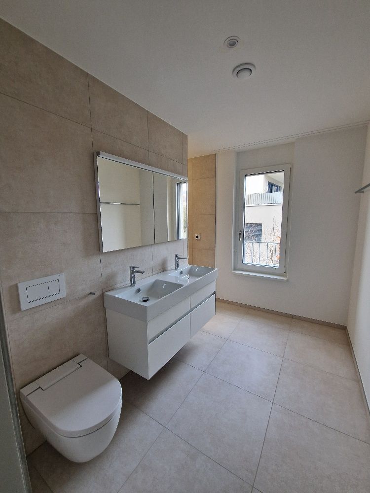 Luxuriöse 4.5 -Zimmerwohnung im OG an der Sonneckstrasse 3 - Bild 7