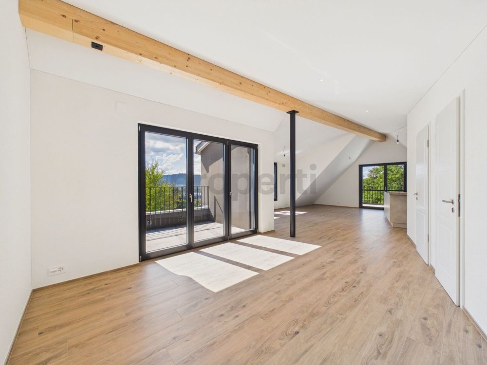 Attikawohnung direkt am Waldrand mit Zürichseeblick, Minergie-Standard und Free-Cooling - Image 3