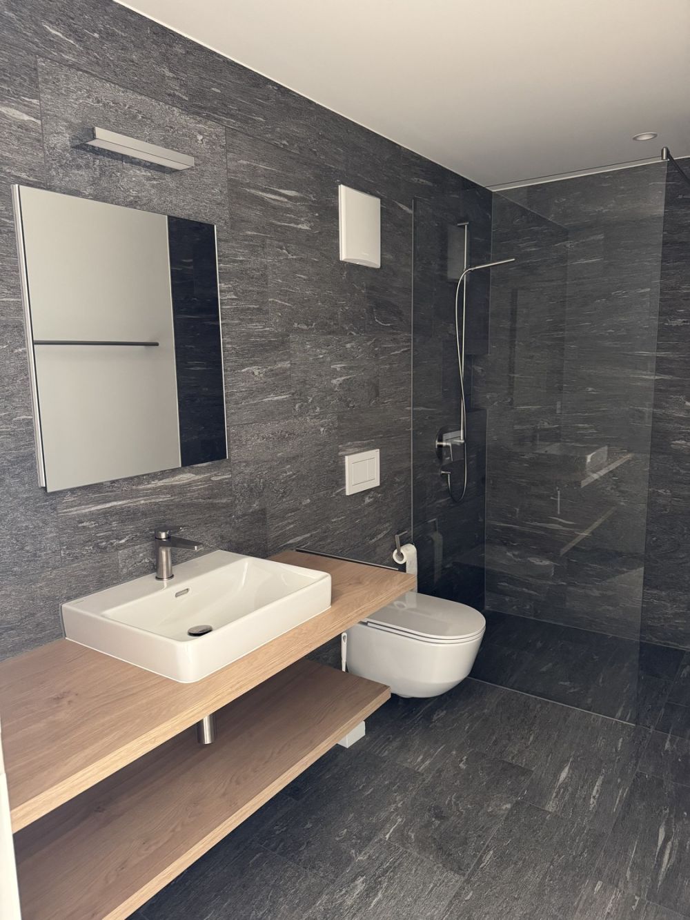 WG-Zimmer mit Traumblick & eigenem Bad in moderner Neubauwohnung - Bild 6