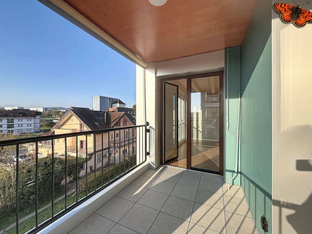 3½ PIÈCES - Neuf avec un balcon - Balcon