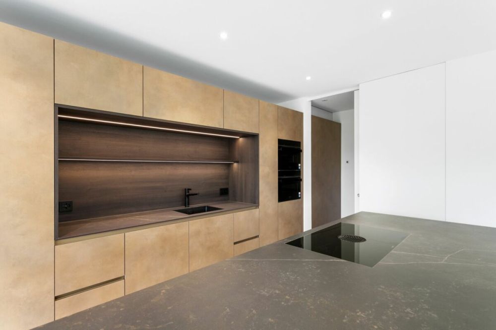 Neubau-Villa in Unterägeri zur Miete - Whirlpool, Dachterrasse & Lift - Bild 1