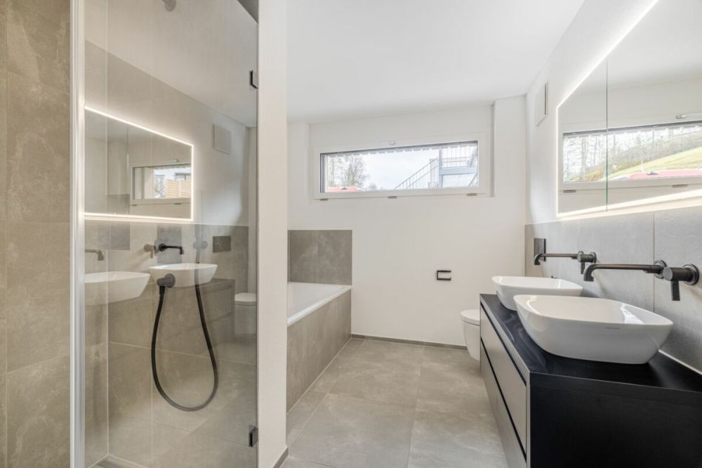 Exklusive 4.5 Zimmer-Wohnung - Bild 5