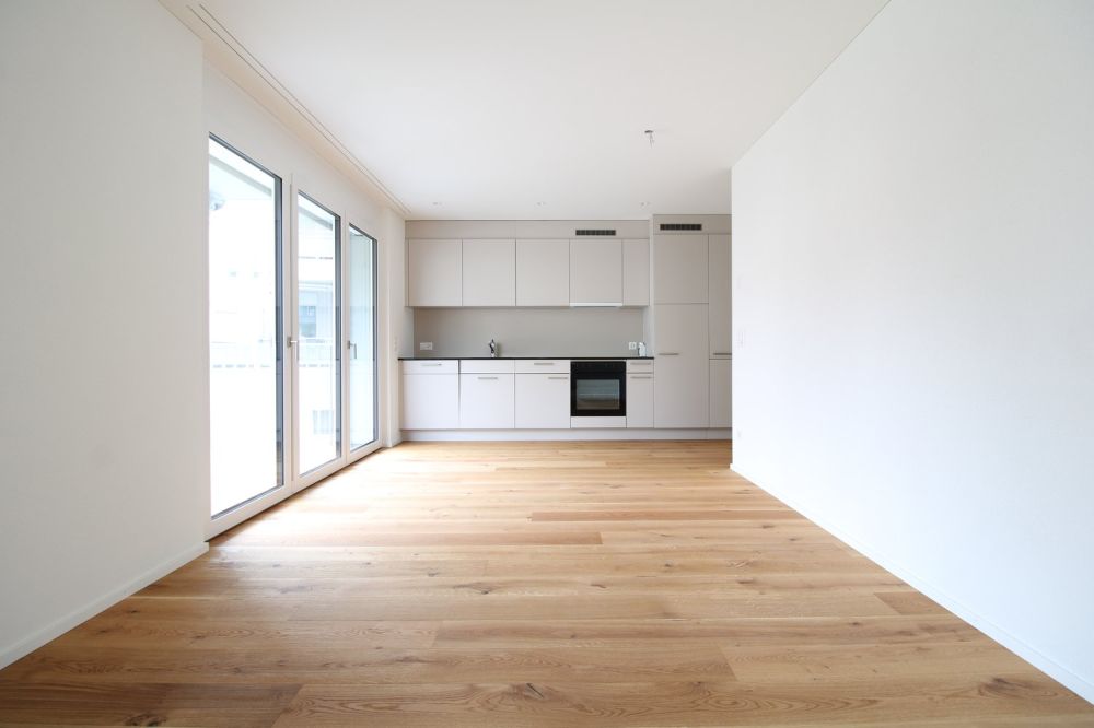 Moderne 2.5-Zimmer-Neubau-Wohnung mit Balkon in Rorschach - Bild 1