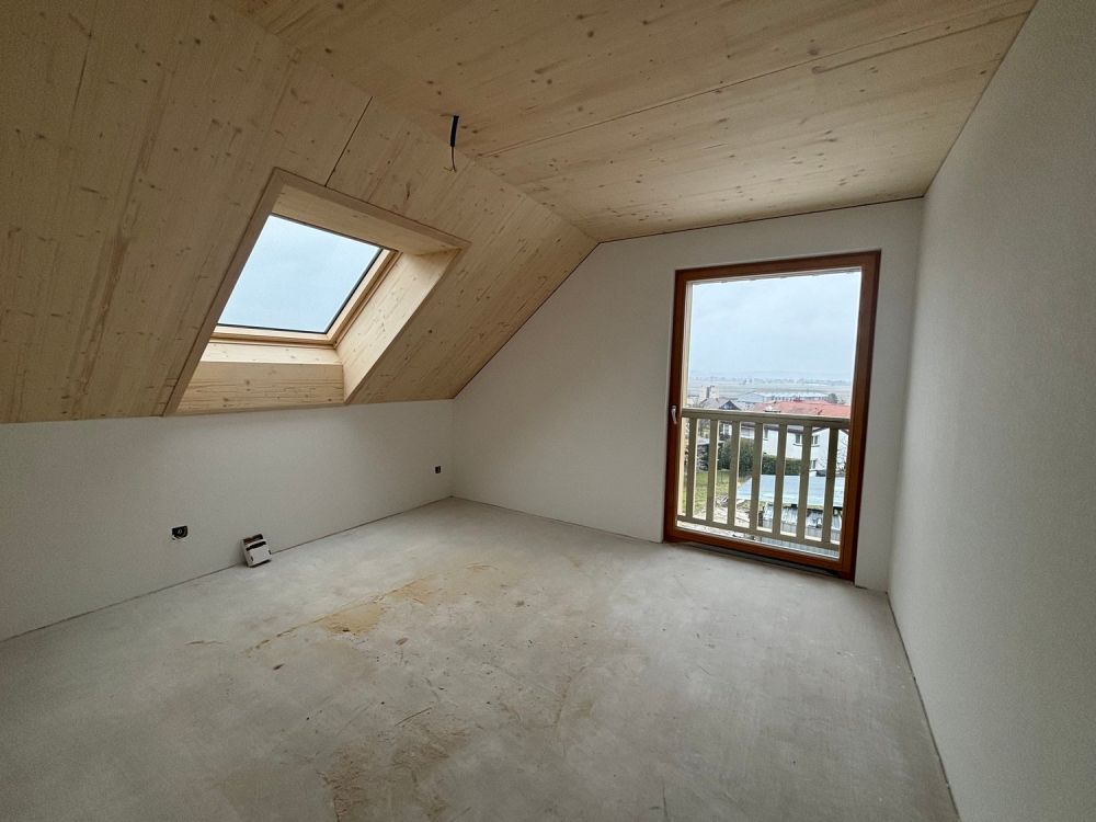 4.5-Zimmer-Dachgeschosswohnung mit Galerie - Bild 4