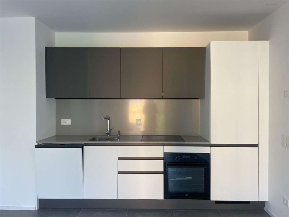 Vacallo: elegante 2.5 loc. moderno con terrazza - Bild 2