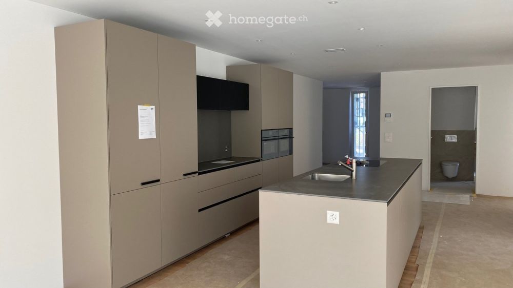 Erstvermietung: Topmoderne Wohnung im Eigentum Standard, Minergie effizient mit Solarstrom - Bild 12