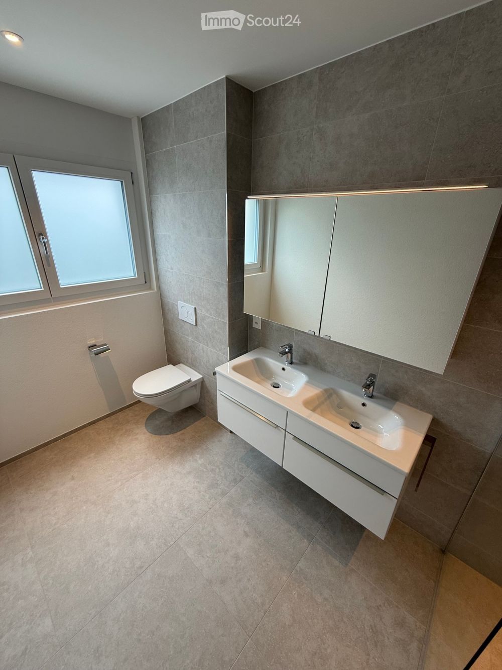 Neubau - Bezugsfertige 3.5-Zi-Wohnung in Mehrfamilienhaus - Bild 5