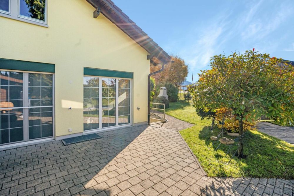 Befristetes Mietverhältnis: 3,5-Zimmerwohnung mit attraktivem Grundriss und grosszügigem Aussenbereich - Bild 5