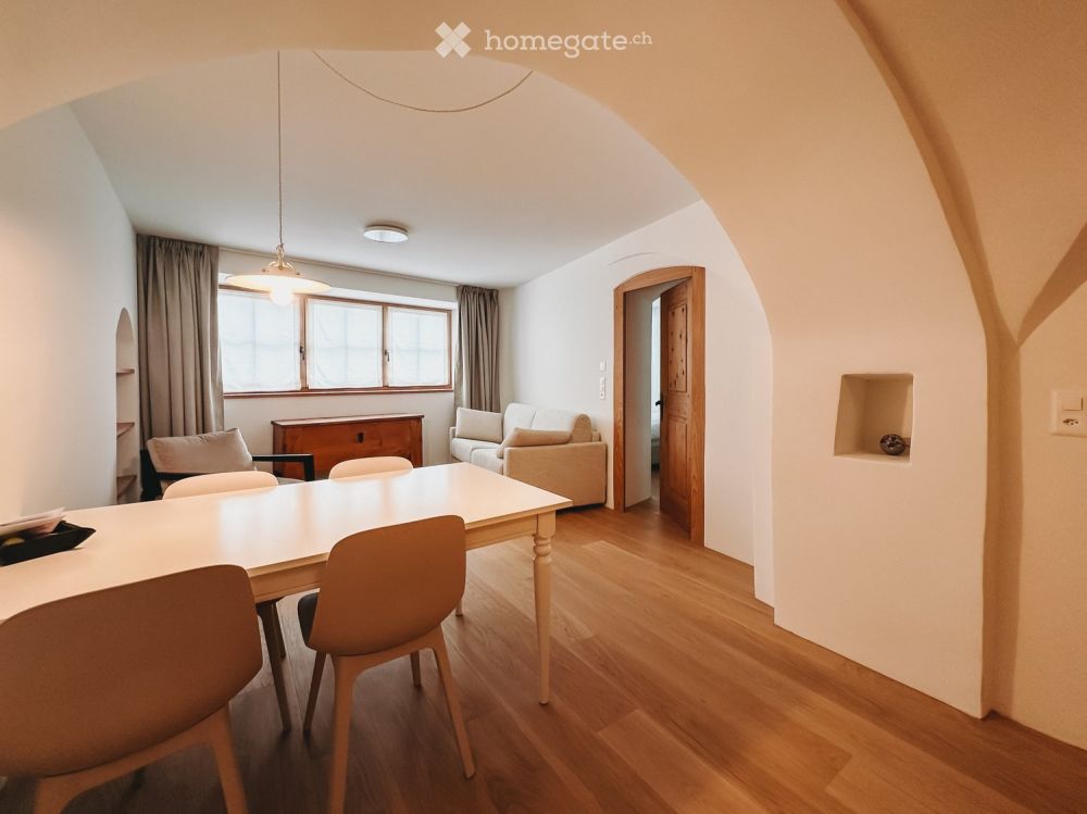 CHESA BOTT SAMEDAN - Luxuriöse 2,5 Zimmer Wohnung - Bild 5