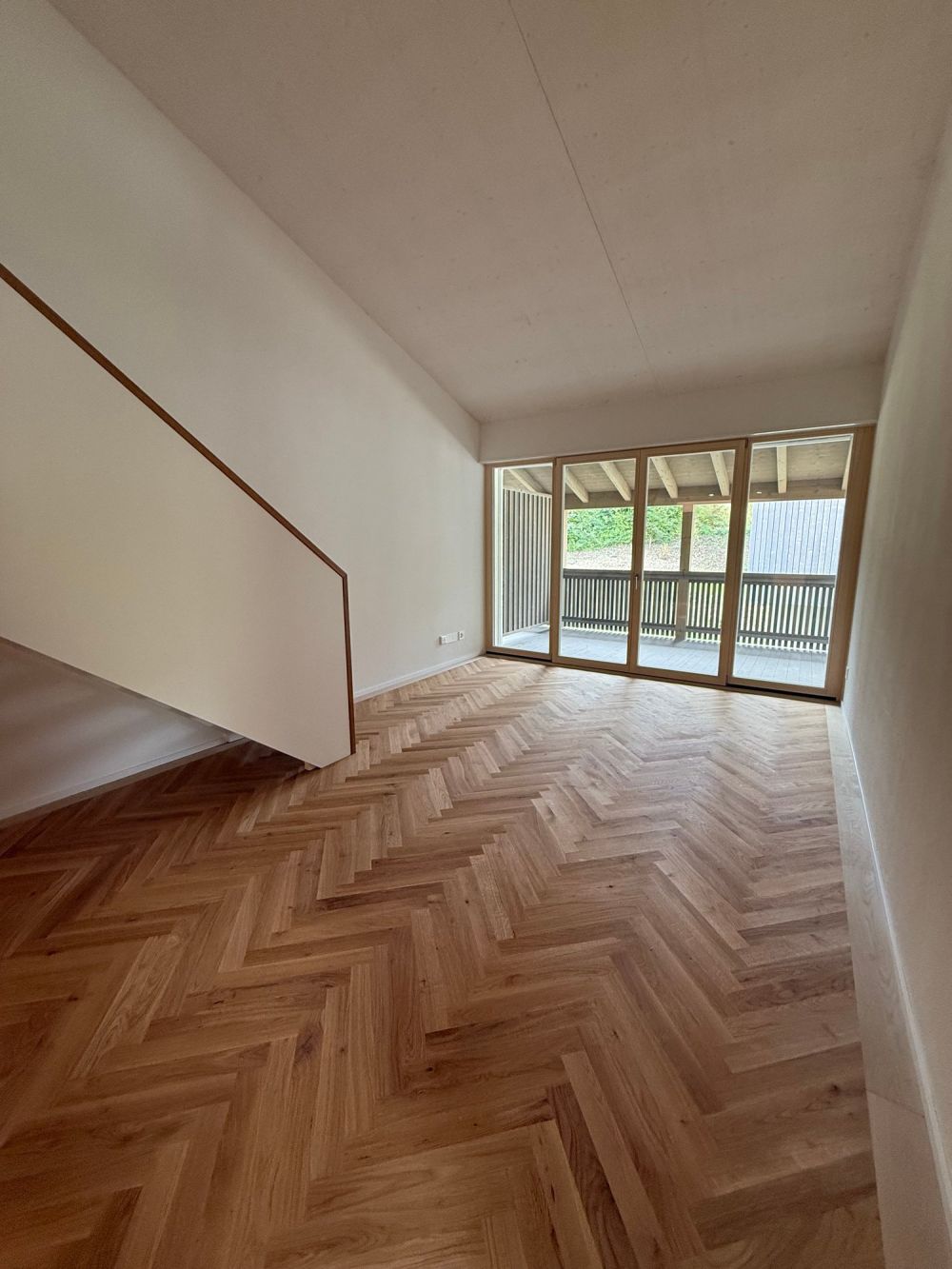 Moderne 4.5-Zimmer-Maisonettewohnung in ruhiger Lage in Blauen - Bild 5