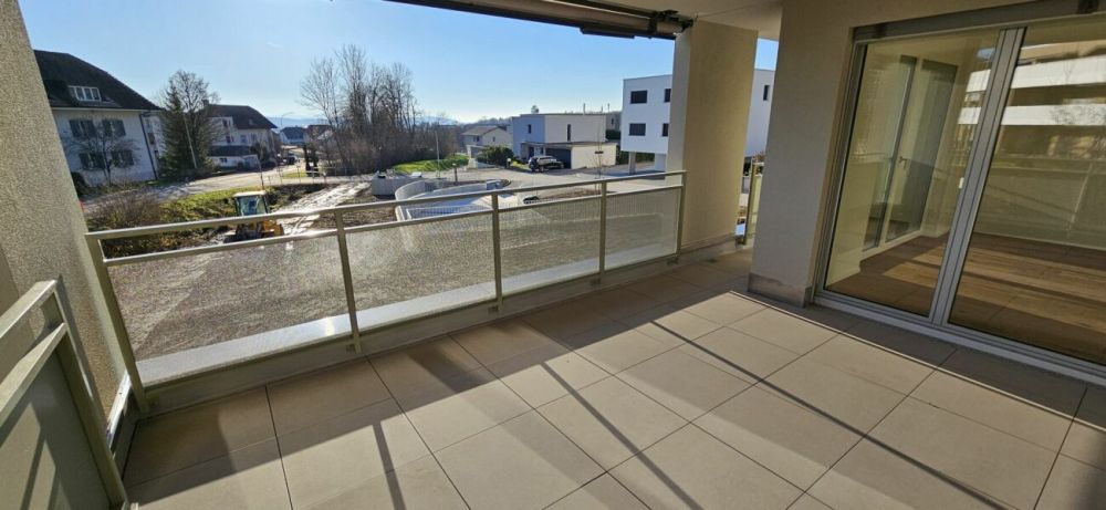 Moderne 4.5-Zimmer-Wohnung mit zwei Badezimmern, grosser Loggia und hochwertigem Ausbaustandard - Bild 13