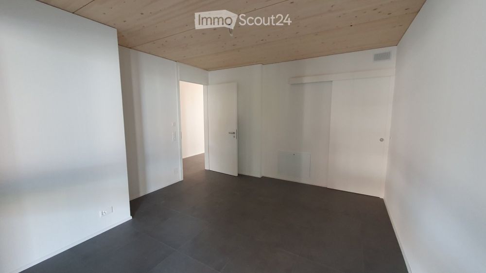 2.5 Zimmer Wohnung - Veranda, Terrasse, Gartenplatz - Bild 3