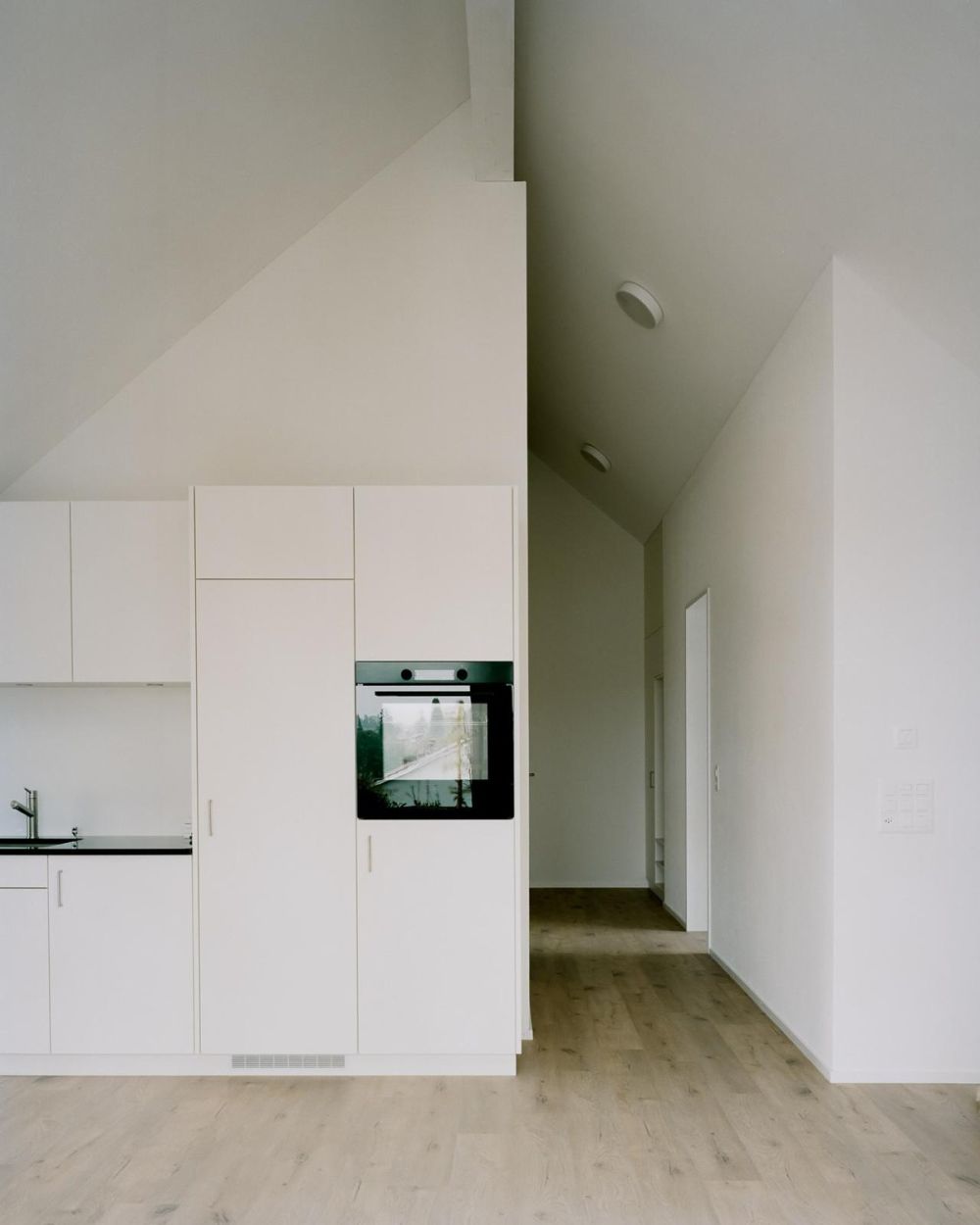 2.5 Zimmer- Dachwohnung im modernen Neubau - Bild 1