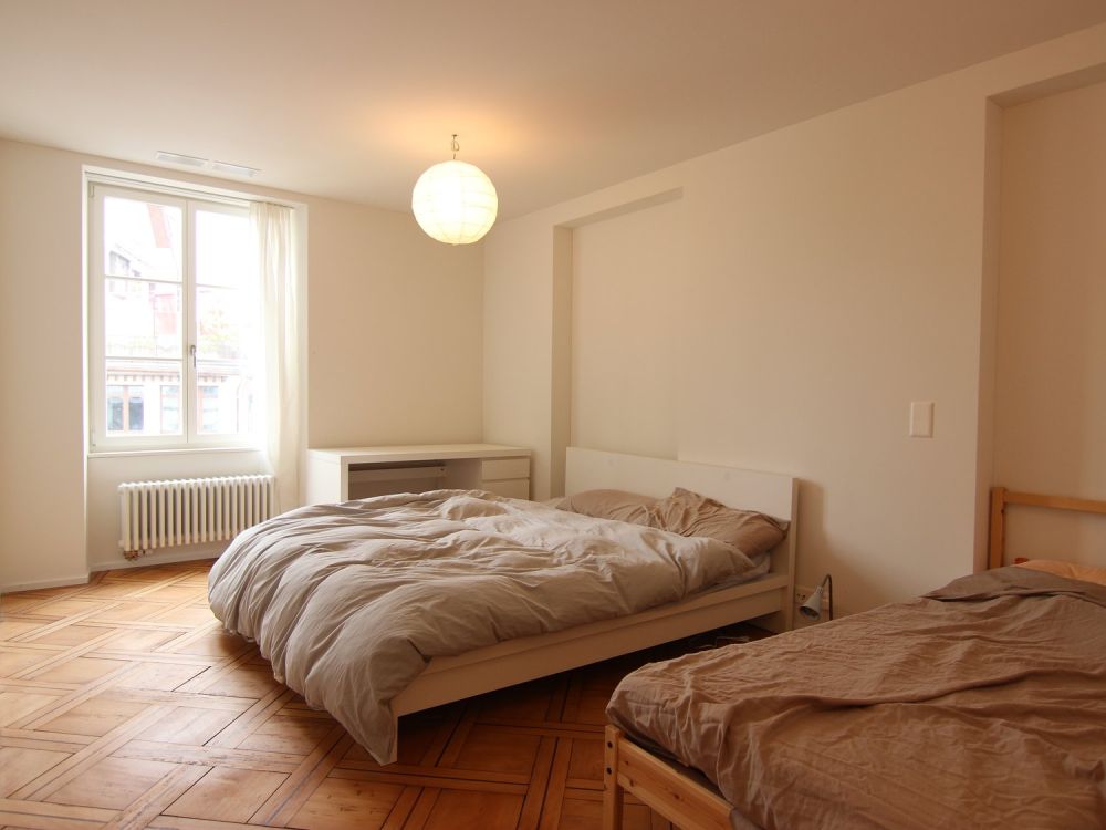 Modern und historisch wohnen  mitten im Dorfkern - Schlafzimmer