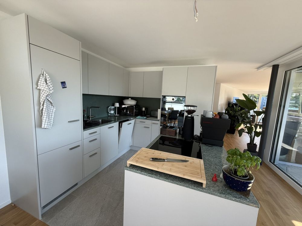 BEFRISTET: Möblierte 4.5-Zimmer-Wohnung mit Dachterrasse und Aussicht in Luzern - Bild 9