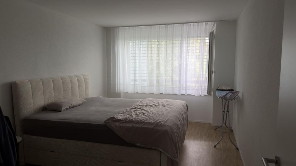 3 ½ Zimmer-Wohnung in Bolligen mieten (ab sofort) - Schlafzimmer