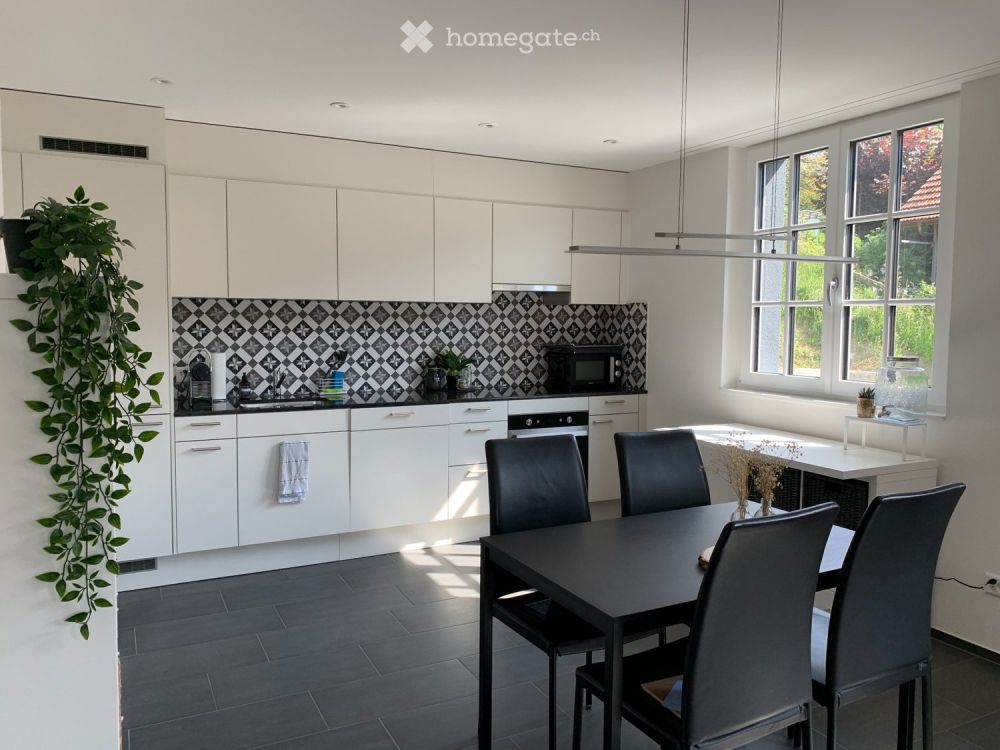 Neubau-Wohnung im Dorfkern - mit sehr schönem Balkon - Bild 1